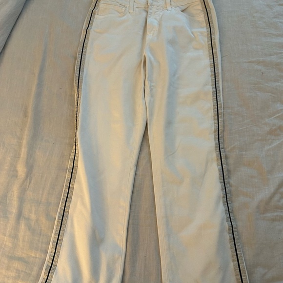 L'AGENCE Nadia Side-Tape Jeans (J3) - Picture 9 of 11